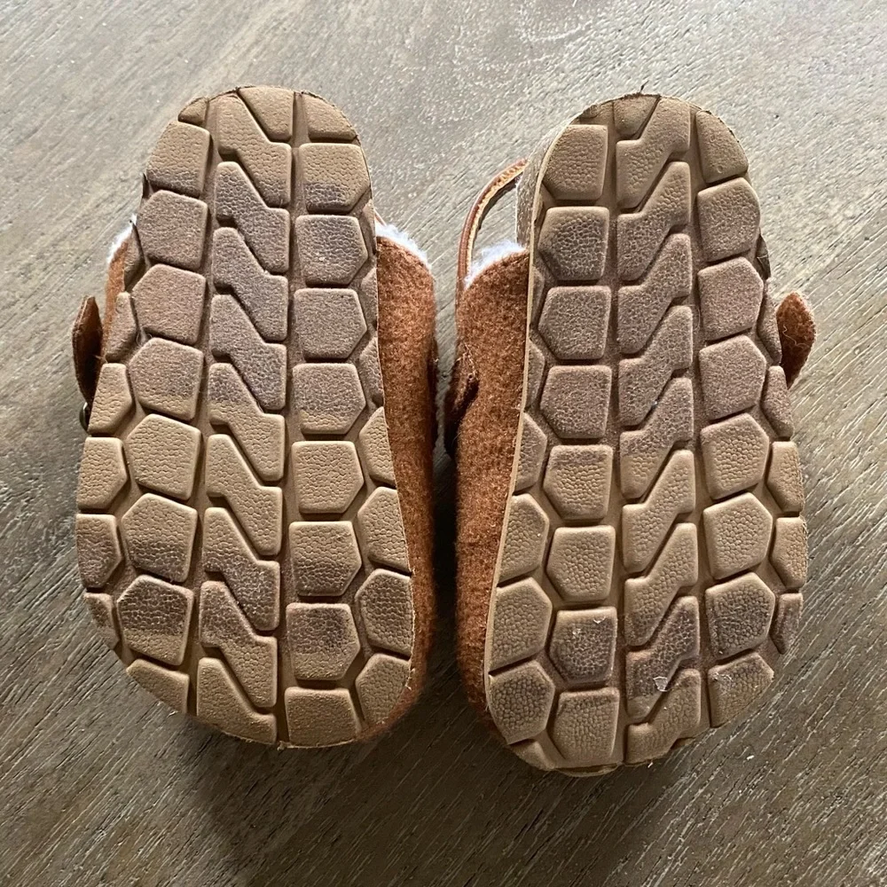 🧸 Gap | Cozy, Little Clogs • Toddler 5/6